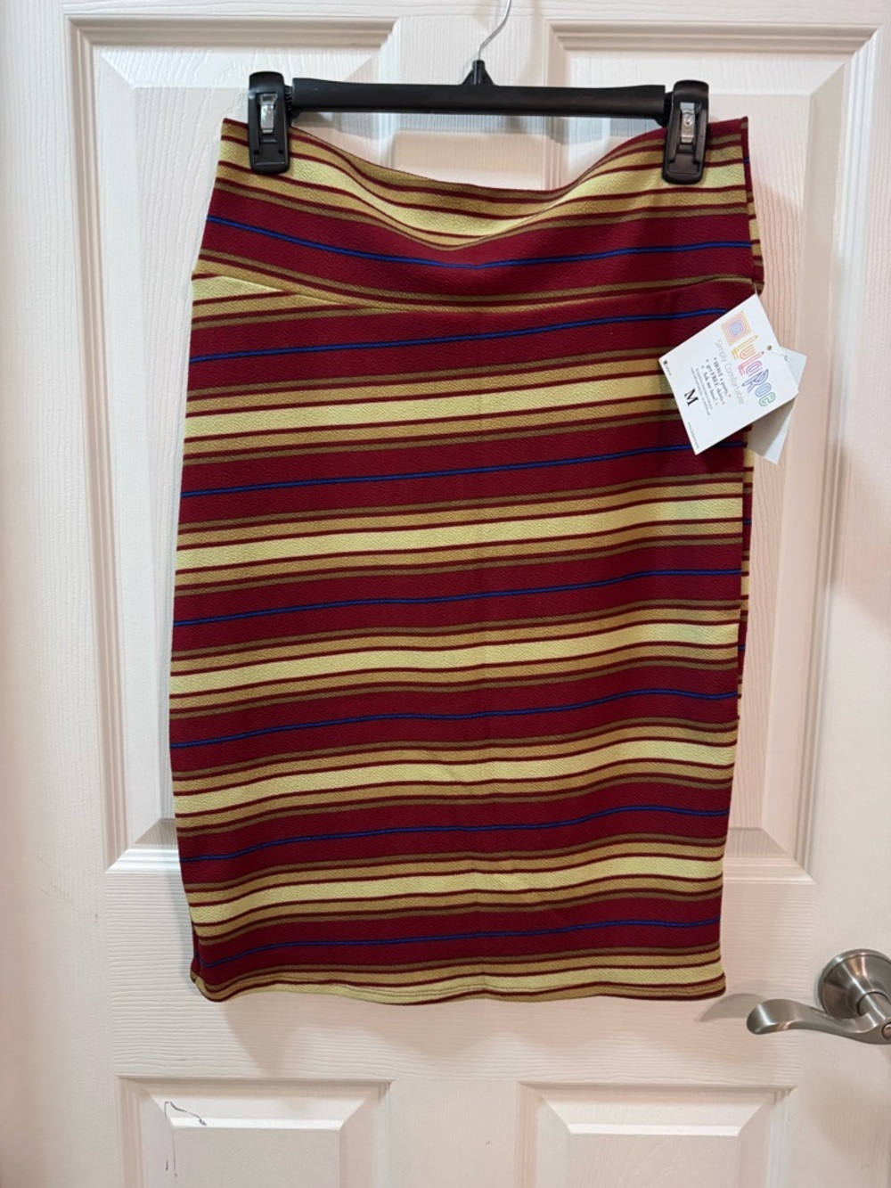 LuLaRoe Cassie Red Stripes Pencil Stretch Skirt Size M